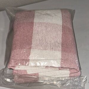 Buffalo Check Collection Rustic Farmhouse Throw Blanket with Tassles New